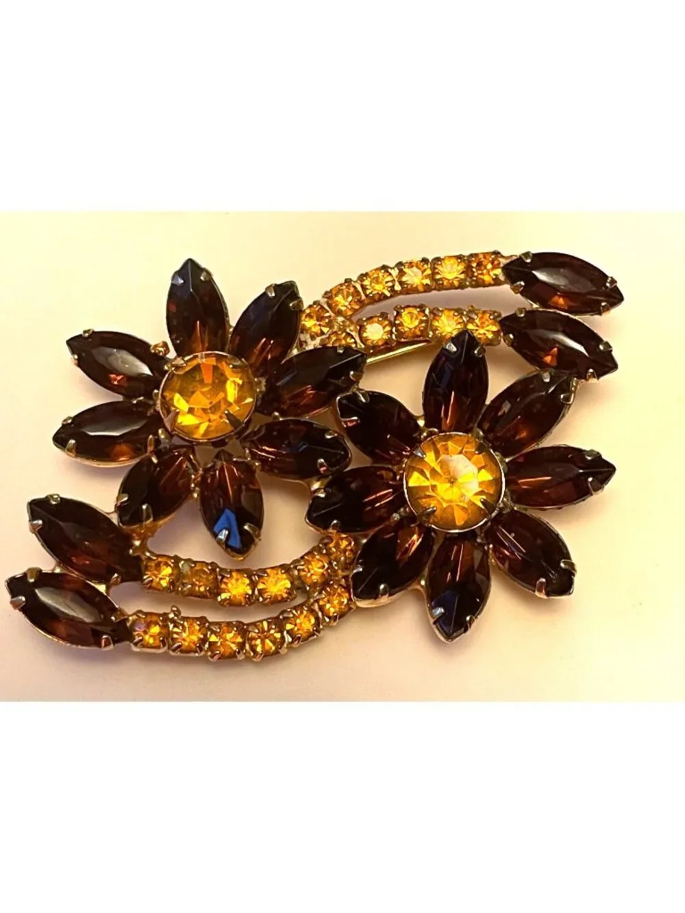 Vtg MCM Amber & Topaz Rhinestone Floral Brooch With Marquise & Chaton Stones In